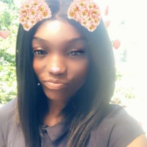 Meet your Posher, Monique